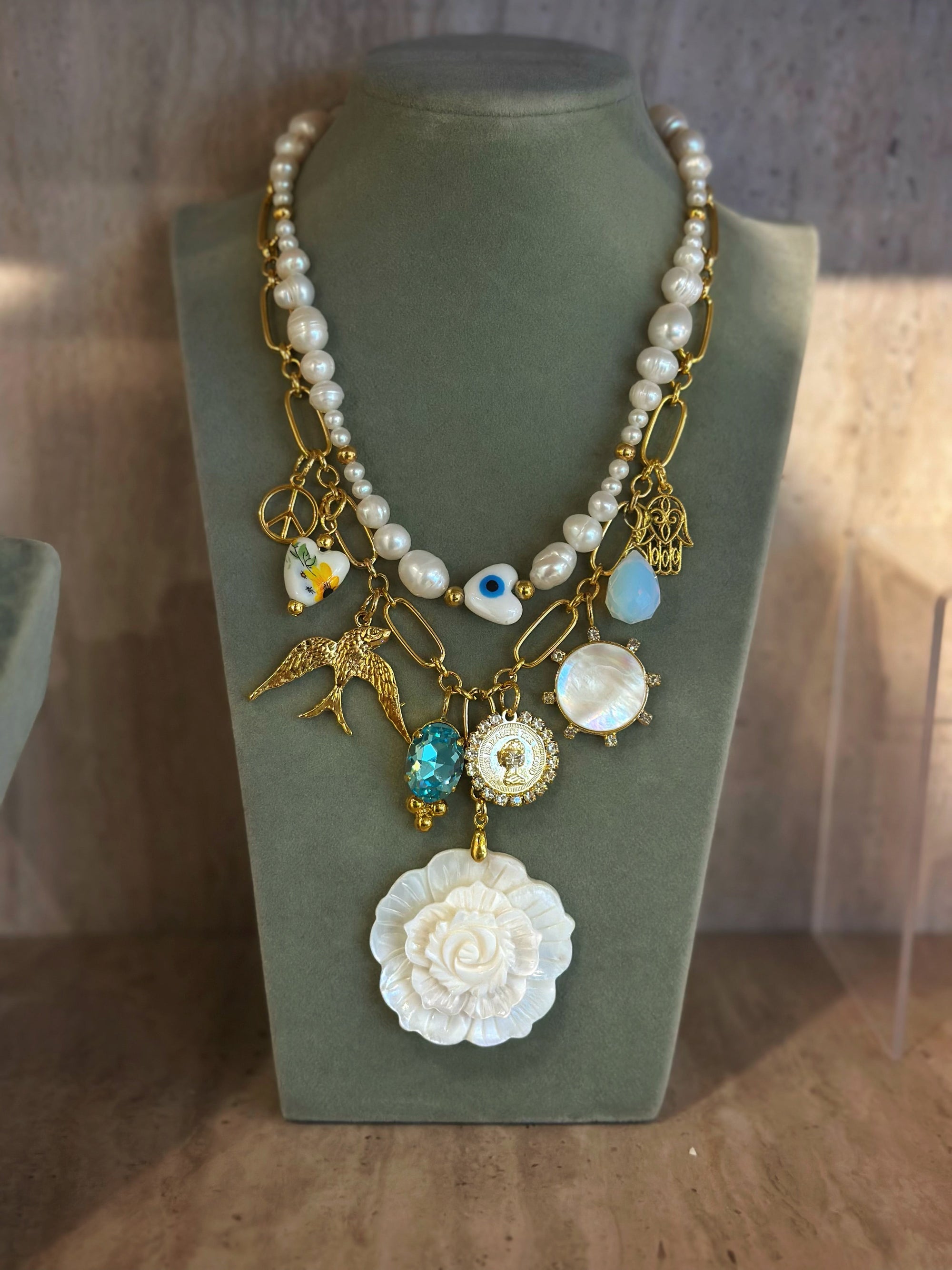 DELILAH CHARM NECKLACE