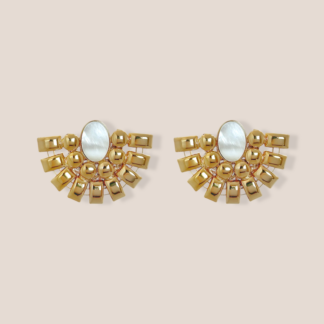 IRIS EARRING