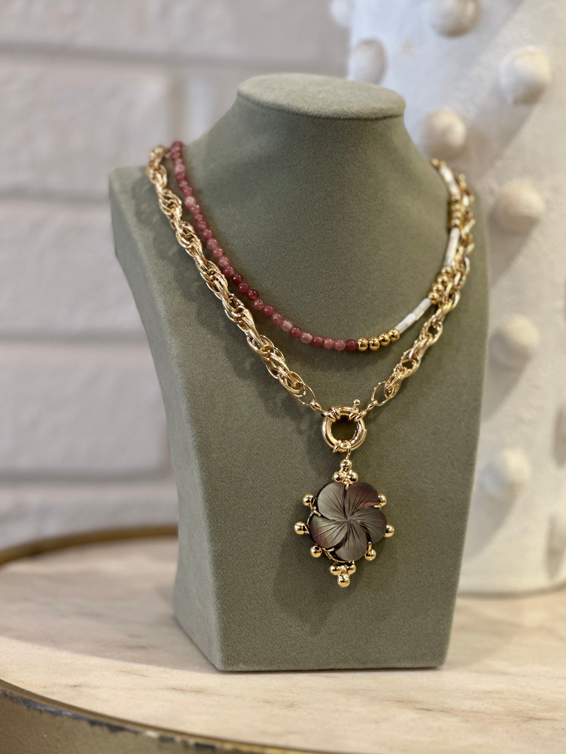 YASMINA NECKLACE