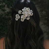 YASMINA PEARL BARRETTE CLIP