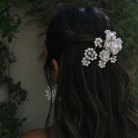 YASMINA PEARL BARRETTE CLIP