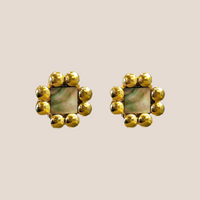 ARYA SQUARE EARRING
