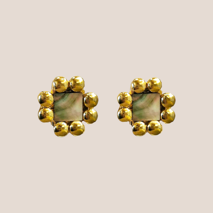 ARYA SQUARE EARRING