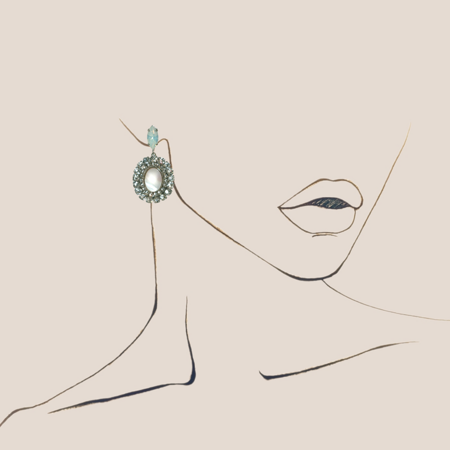 EVIE EARRING